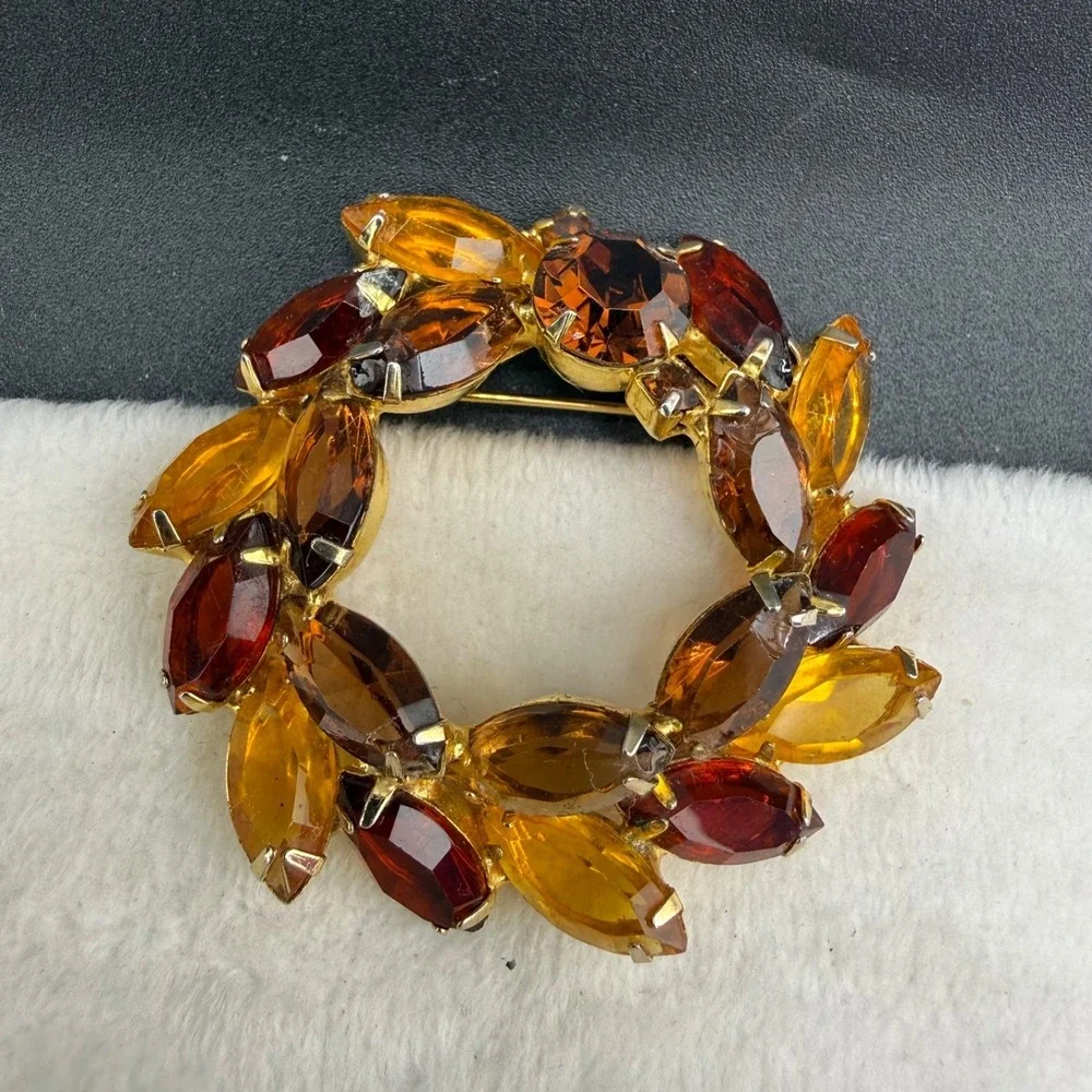 Vintage Rhinestone Brooch Gold Tone Fall Autumn Orange Red Well Made Open Back
